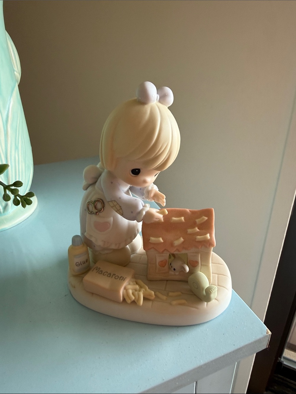 Precious Moments Blonde Girl Decorating Macaroni House - Cream and Peach